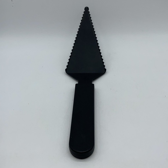 Pampered Chef Pie Cake Server Slicer Serrated Nylon Plastic - Picture 11 of 11
